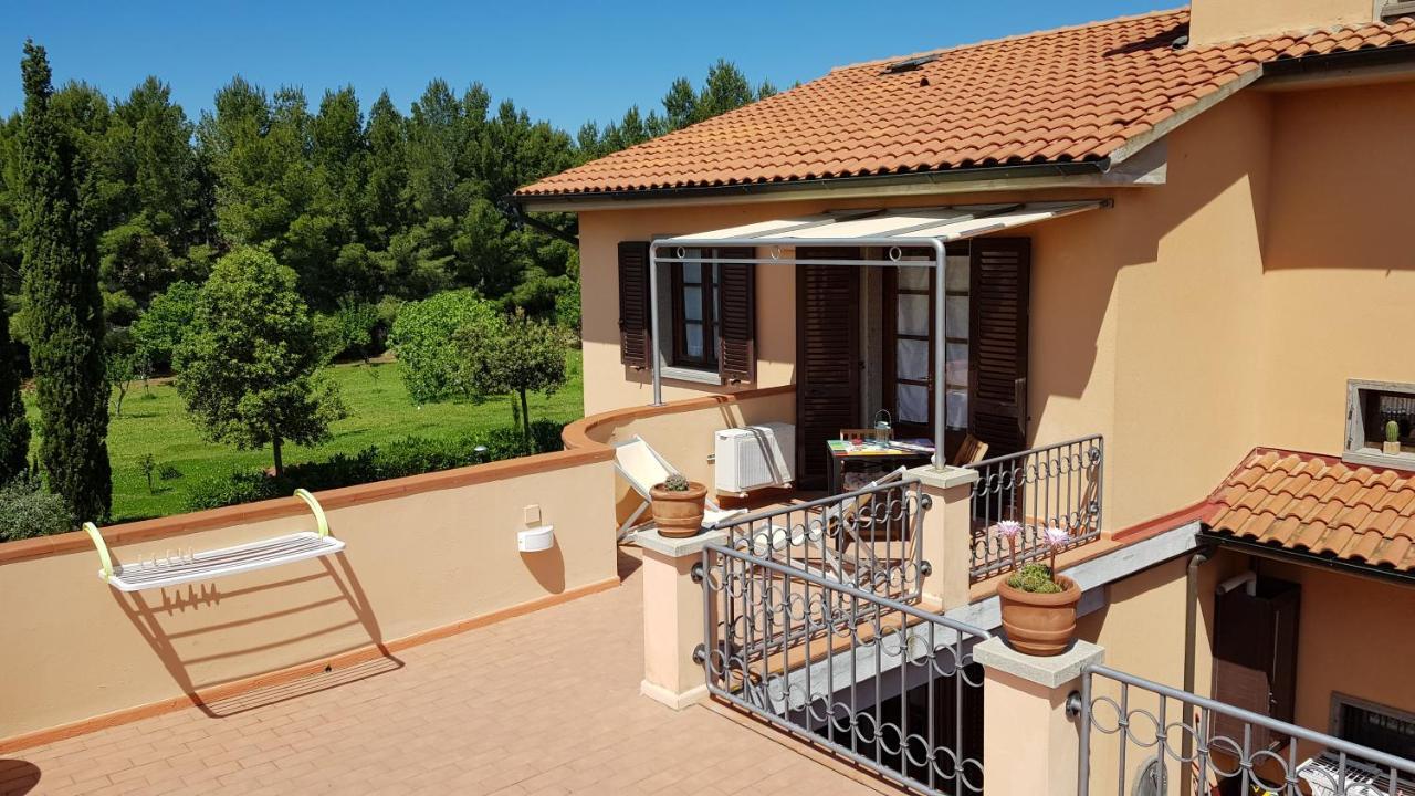 Villa Mandrioli Cecina  Eksteriør bilde